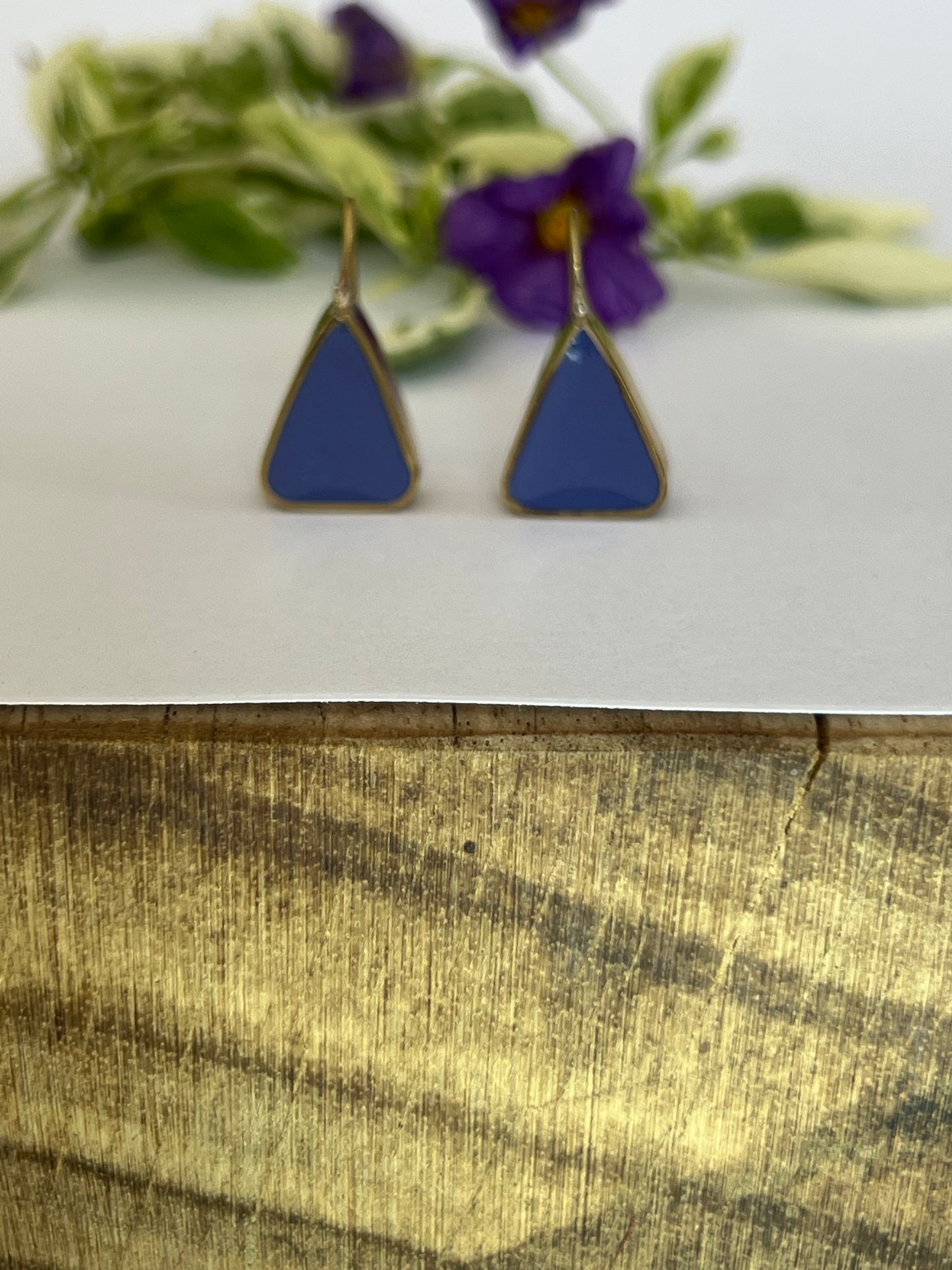 Geometeic drop earrings