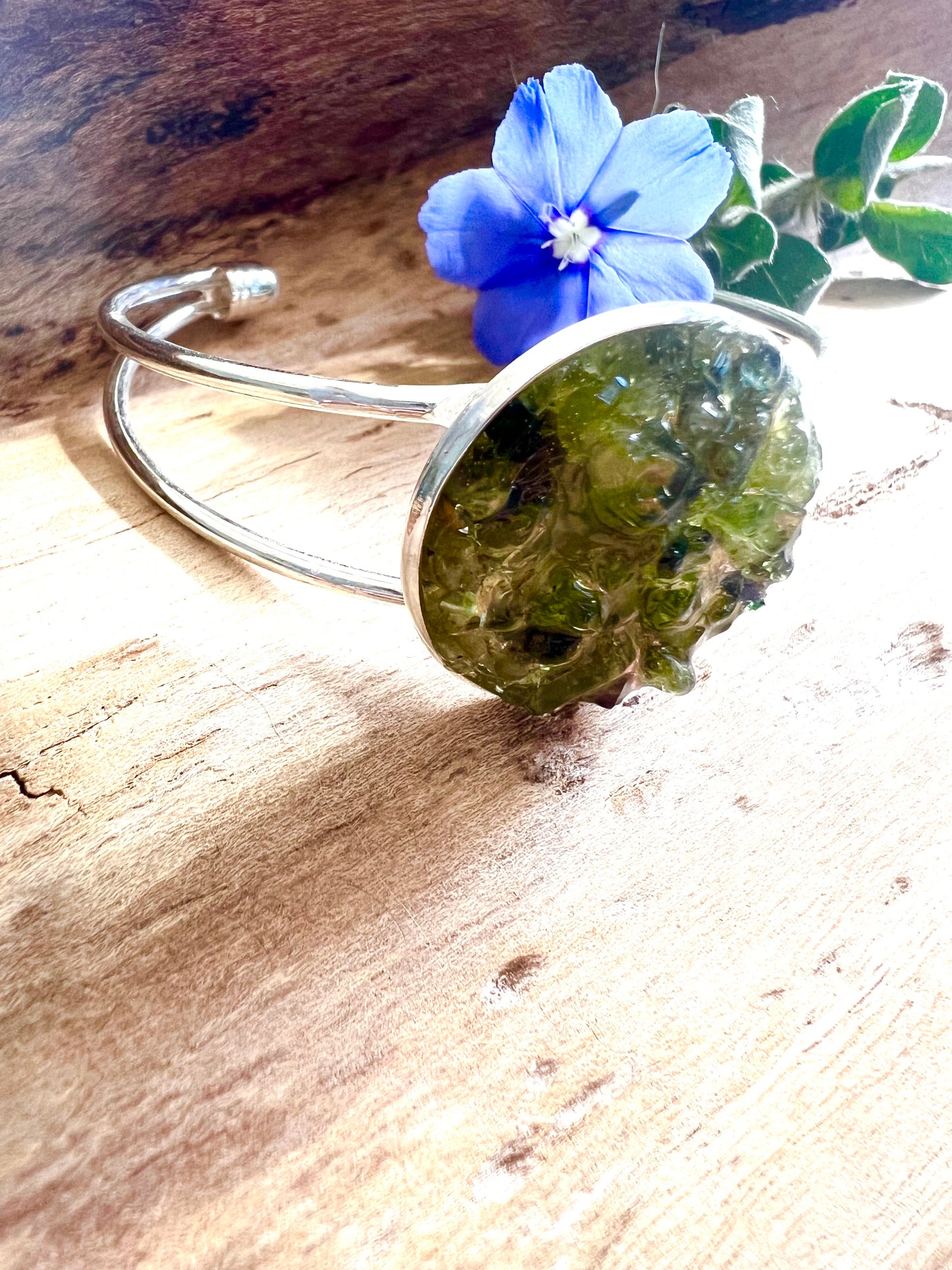 Peridot and Silver Leaf Resin Jewellery