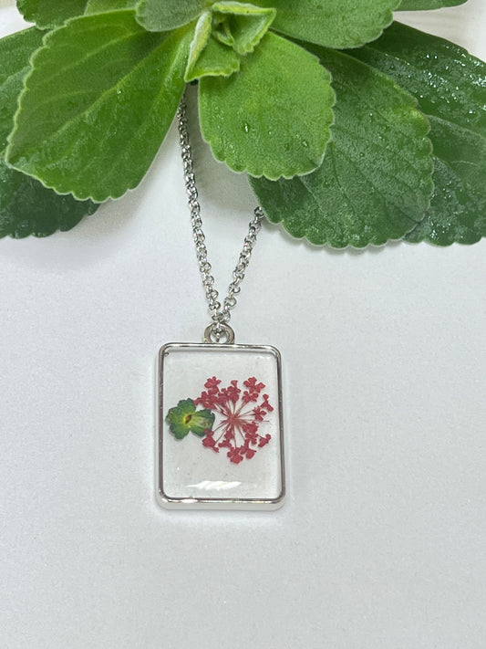 rectangle frame red and green blue real flowers necklace