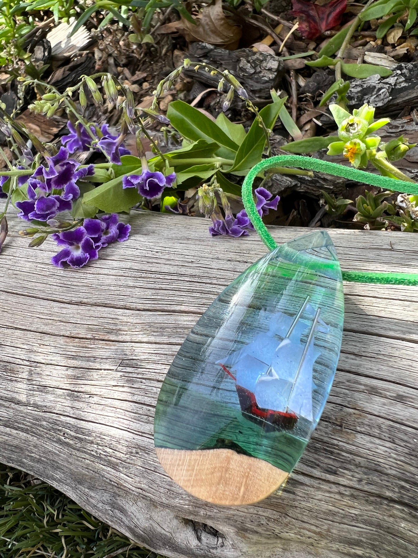 unisex resin boat sea ocean sailer sailing necklace