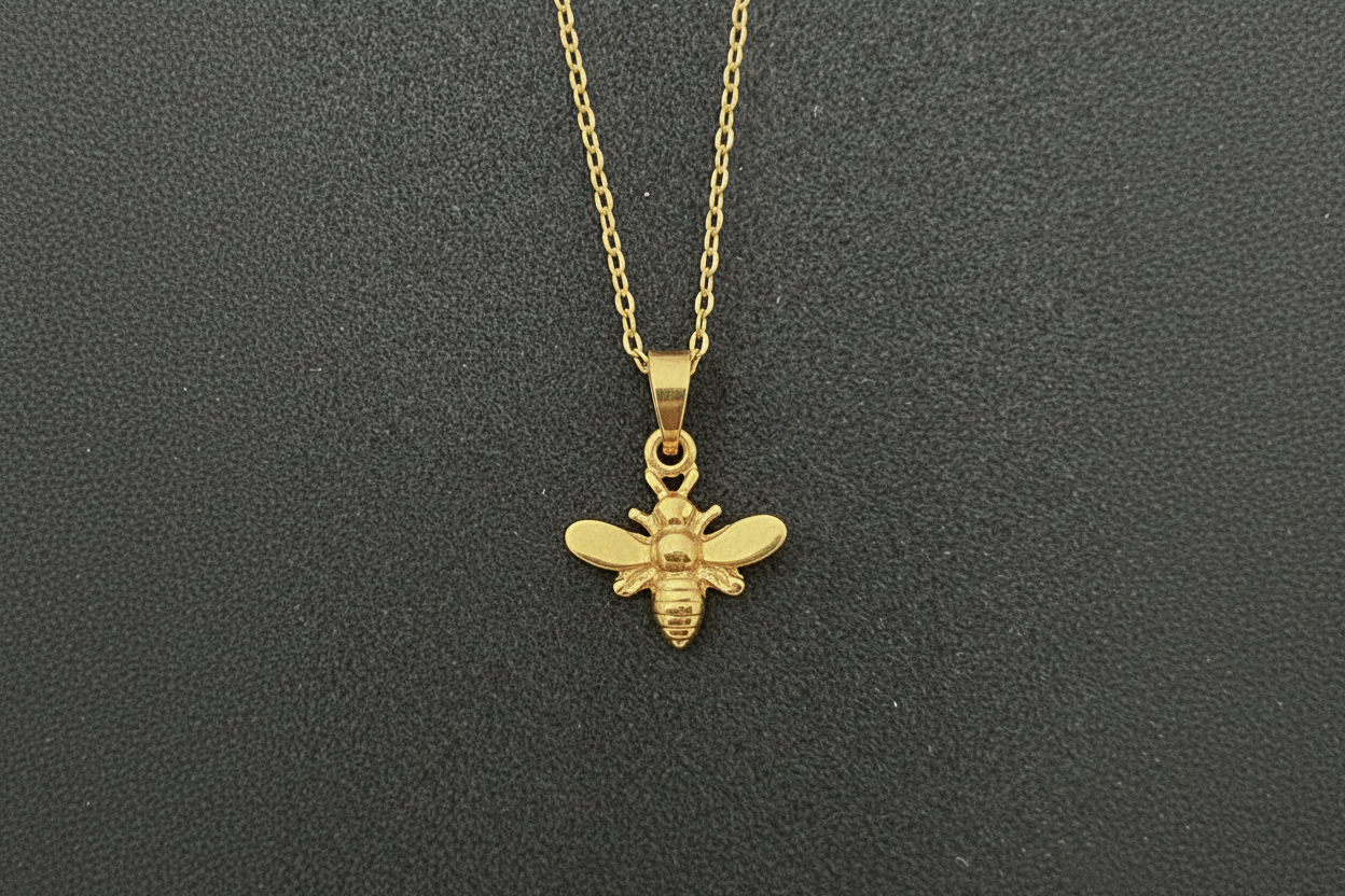 Sterling silver Honeycomb and bee necklace - JewlOn