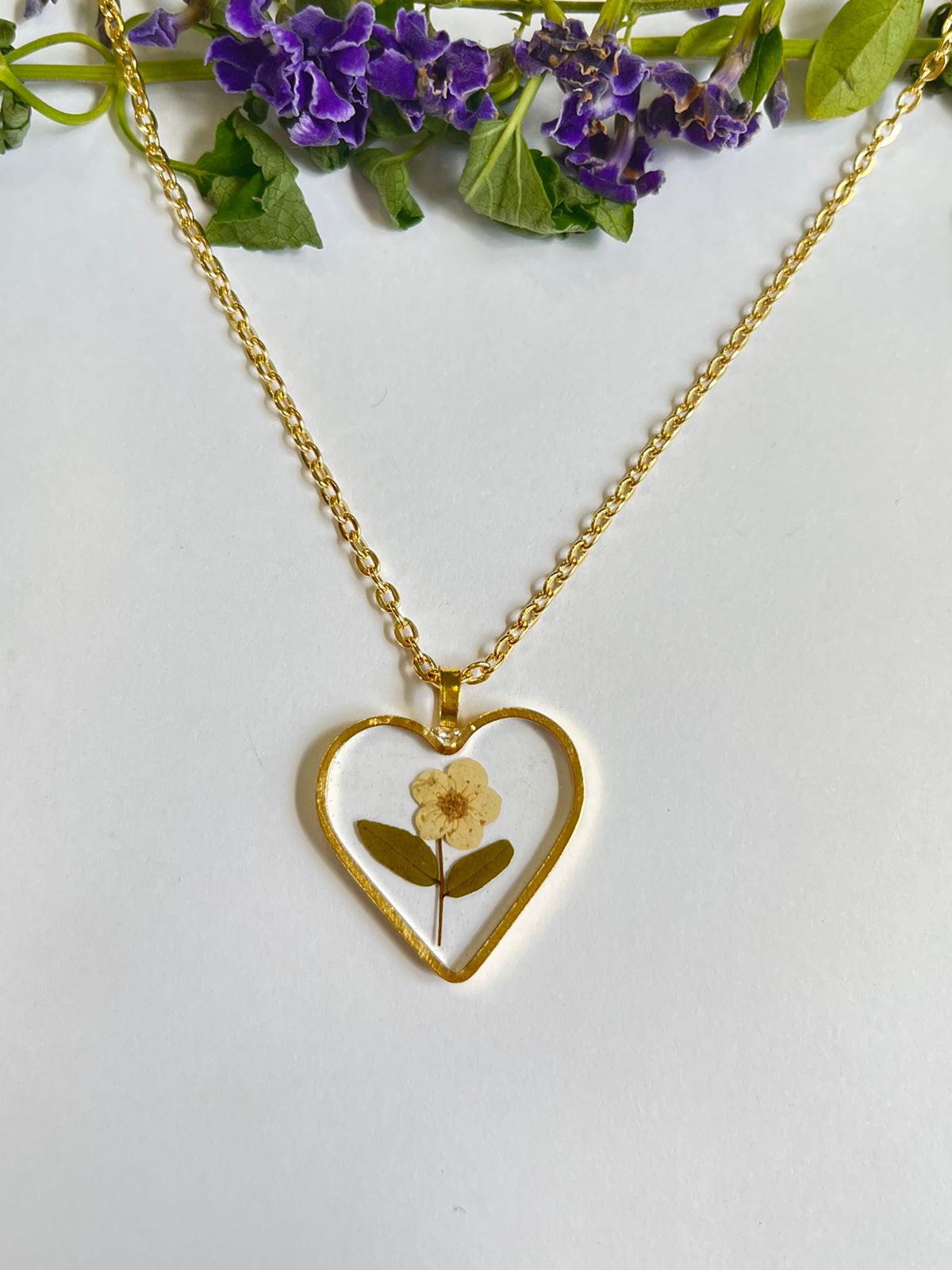Tiny Flower heart Shape Resin Jewellery