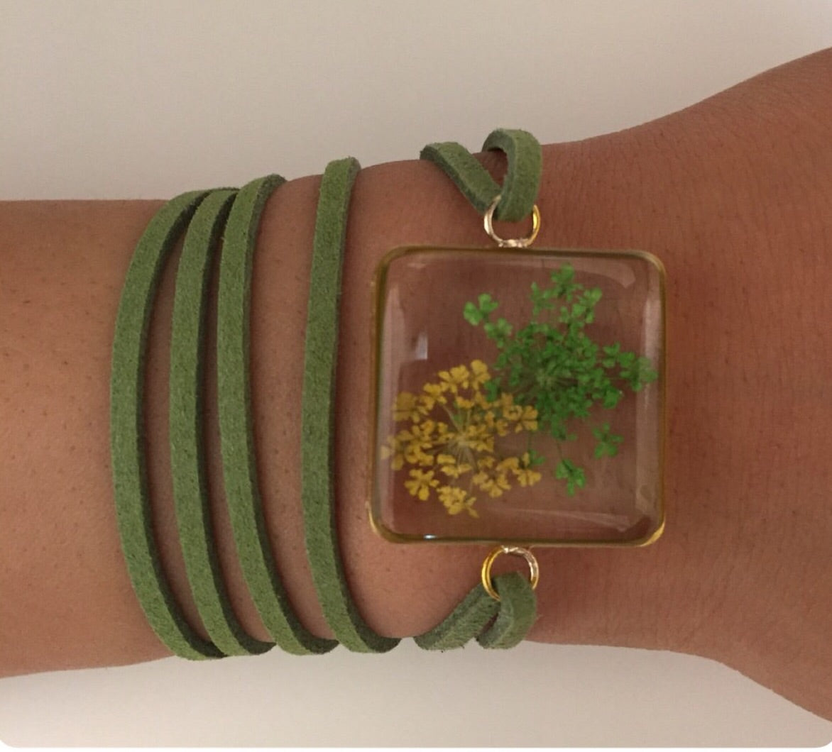 Spring Blast Resin Bracelet - JewlOn