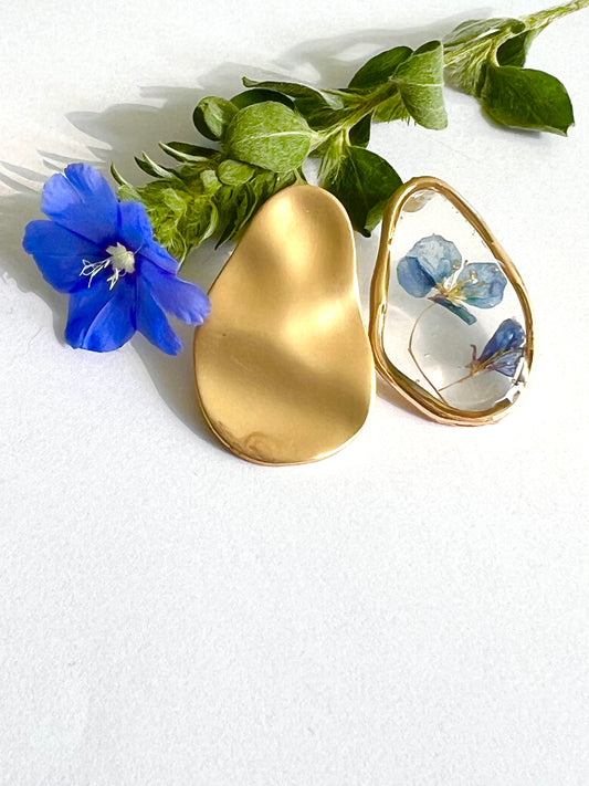 Soft Iris Fynbos Oval Resin Jewellery