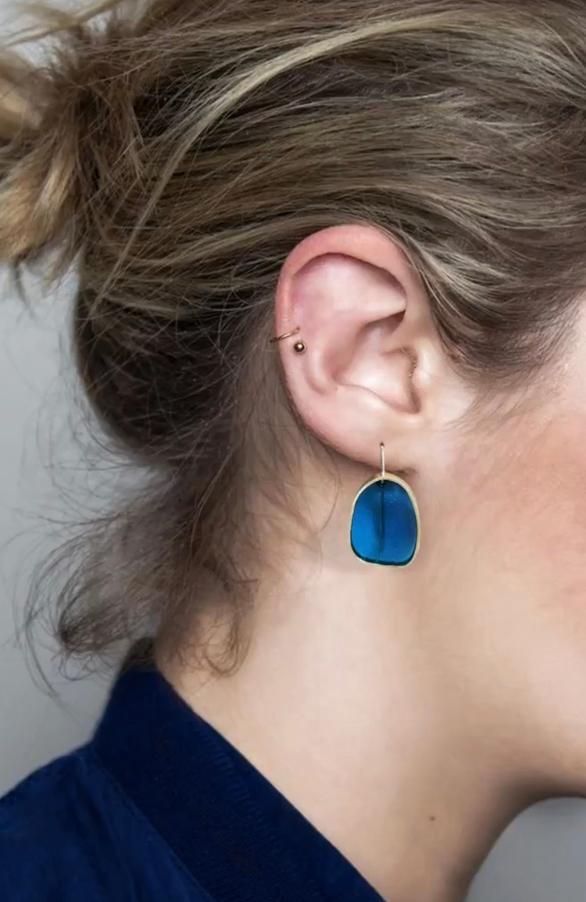 Geometeic drop earrings
