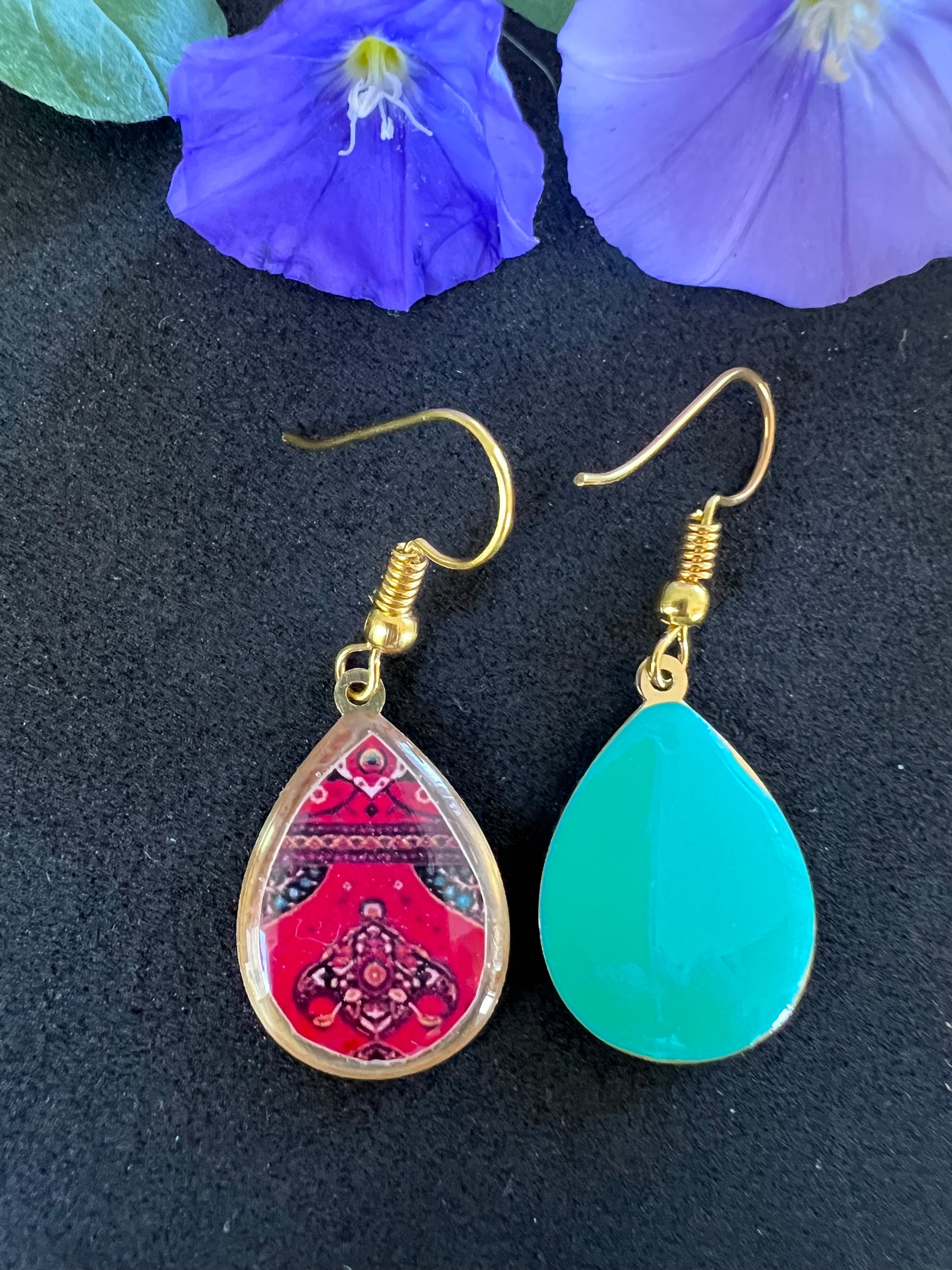 double sided beautiful unique red turquoise blue morocan turkish persian pattern gift anniversary christmas