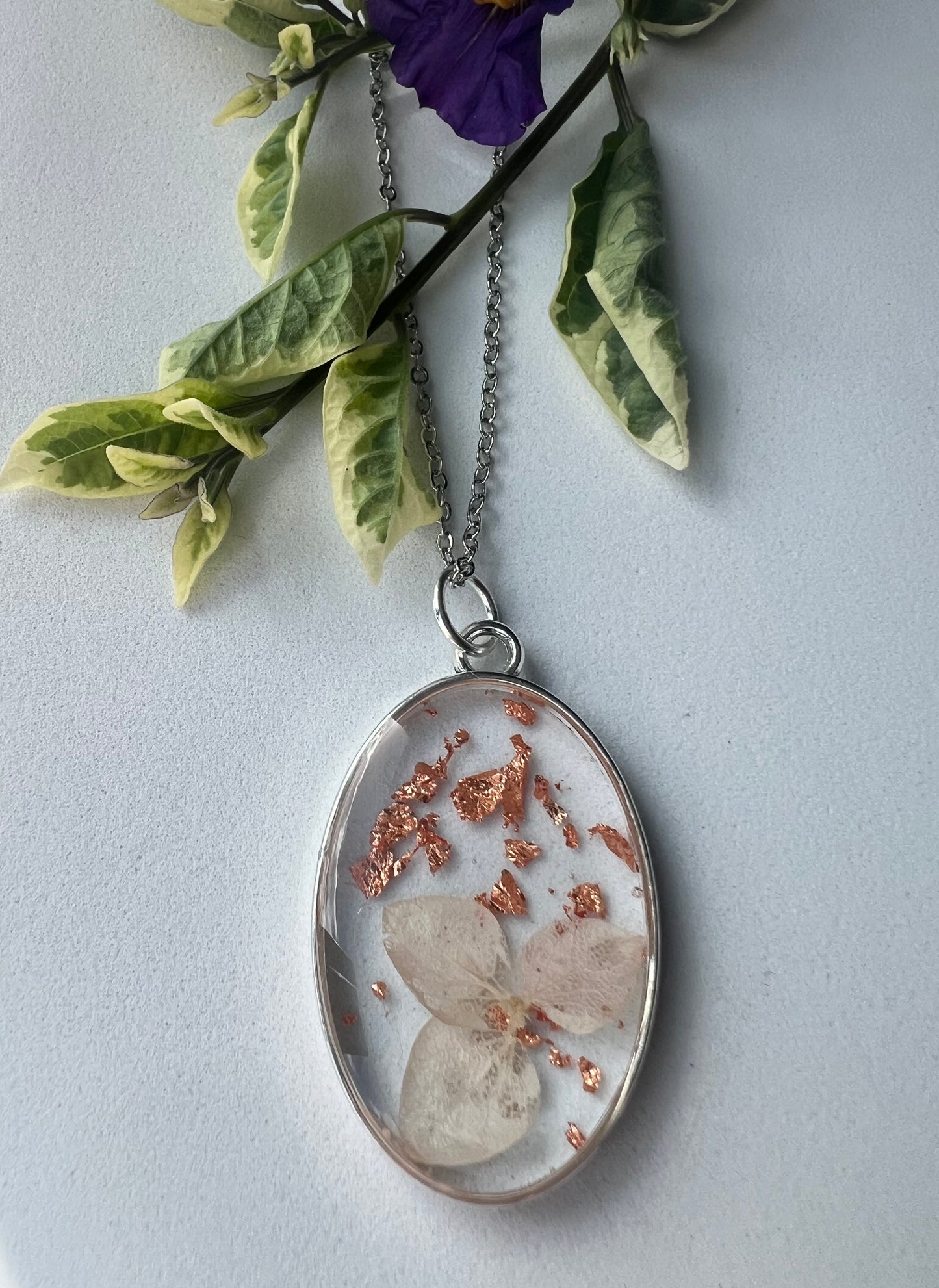 Soft Iris Fynbos Oval Resin Jewellery