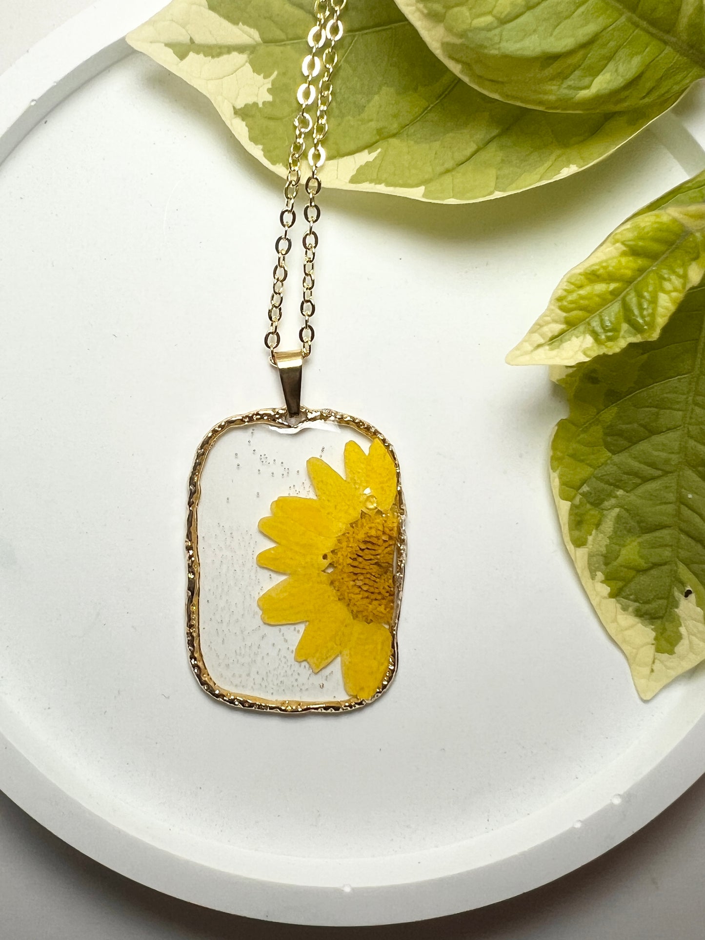 Rectangle Real Daisy Resin Jewellery