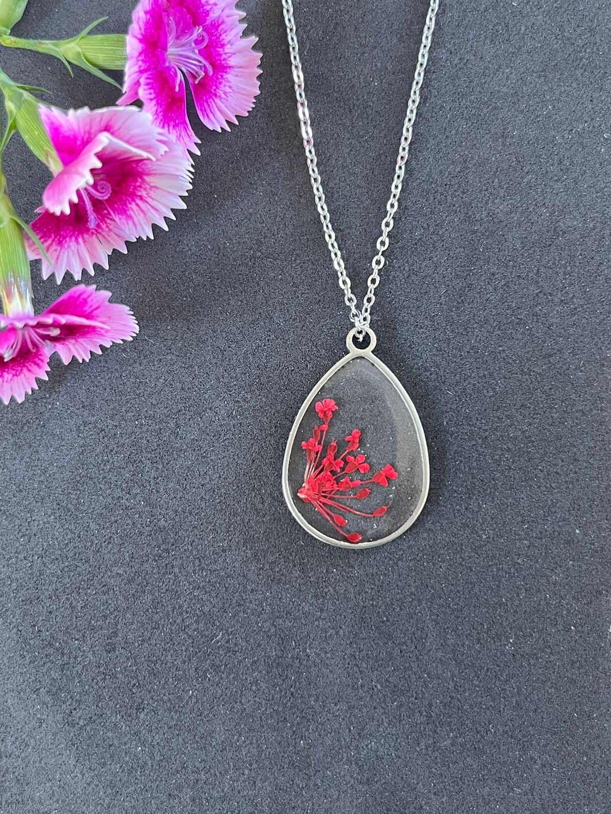 tear drop silver frame with tiny real red flowers necklace gift birthday anniversary