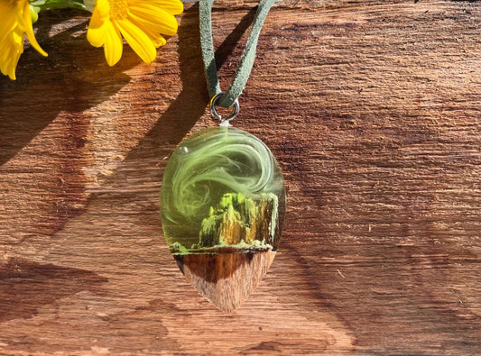Green Forest Unisex Resin Necklace