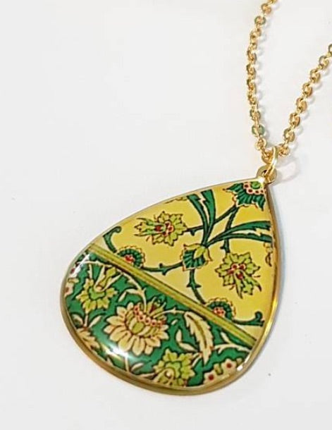 Lotus Necklace - JewlOn