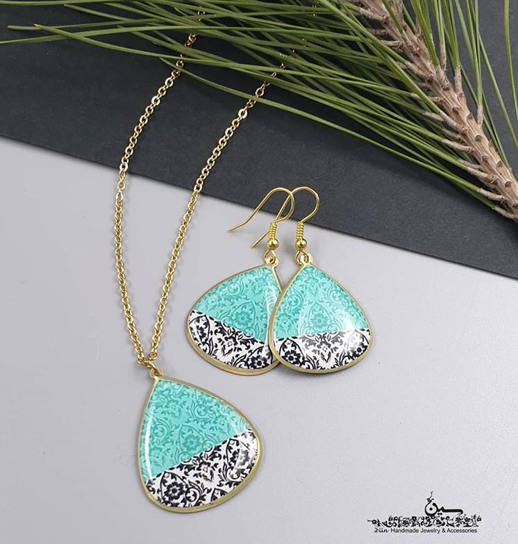 chic turquoise and black persian turkish pattern dangle chic trendy earrings and necklace pendant earrings formal casual jewlery ethic 